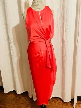 NWT Ted Baker London Pohshan Keyhole Detail Midi Dress Pink size 2 euro, Sz 6 US